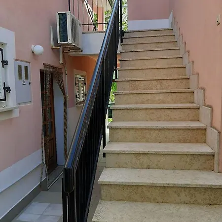 Murva Apartment *